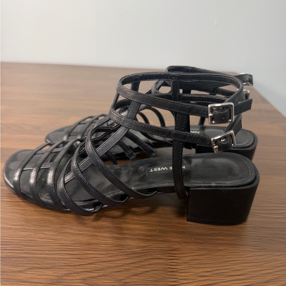 Nine West Black Strappy Leather Gladiator Sandals Sz 8 - Picture 2 of 8